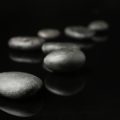 間接照明を使った落ち着きあるダイニングの風水改善術