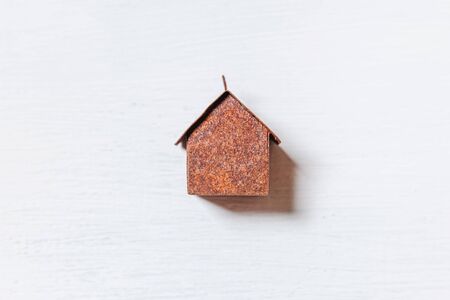賃貸住宅でもできる！方位カラー別簡単金運アップDIYテクニック