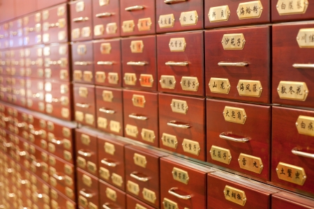 金運アップ体験談：風水を活用した貯金箱・通帳の保管術を実践してみた